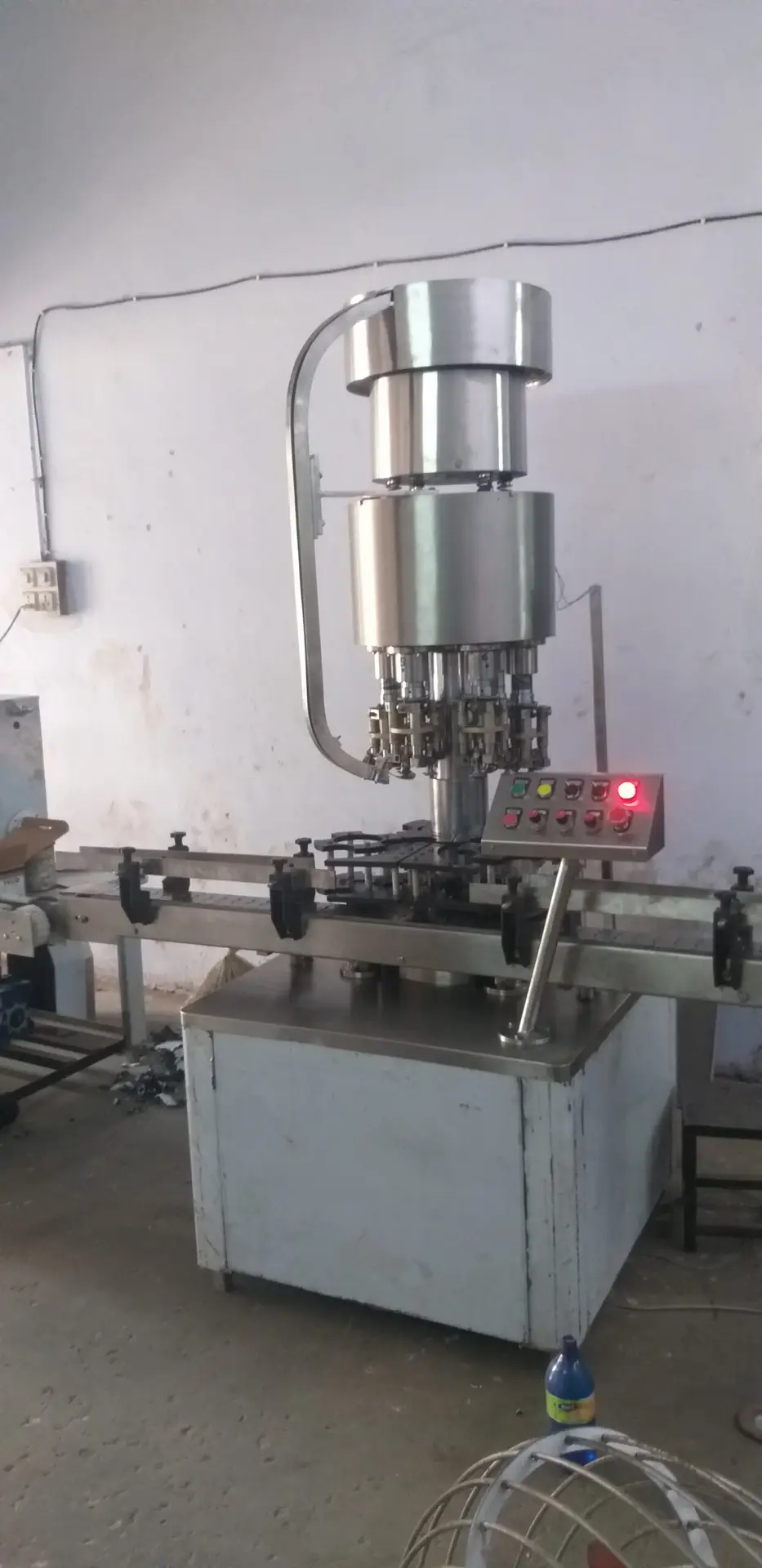 Automatic Four Capping Machine