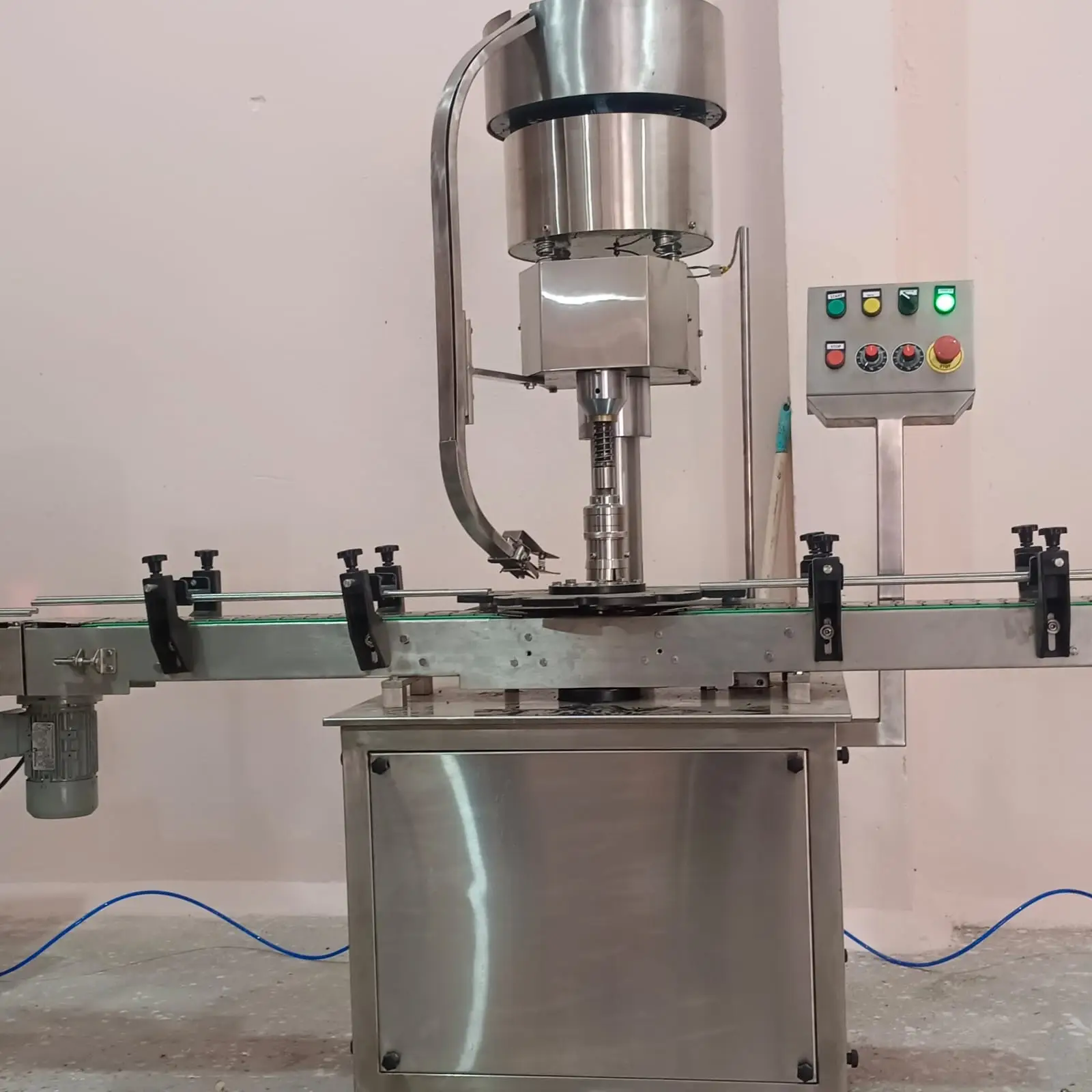 Home 4 Automatic Bottle Capping Machine